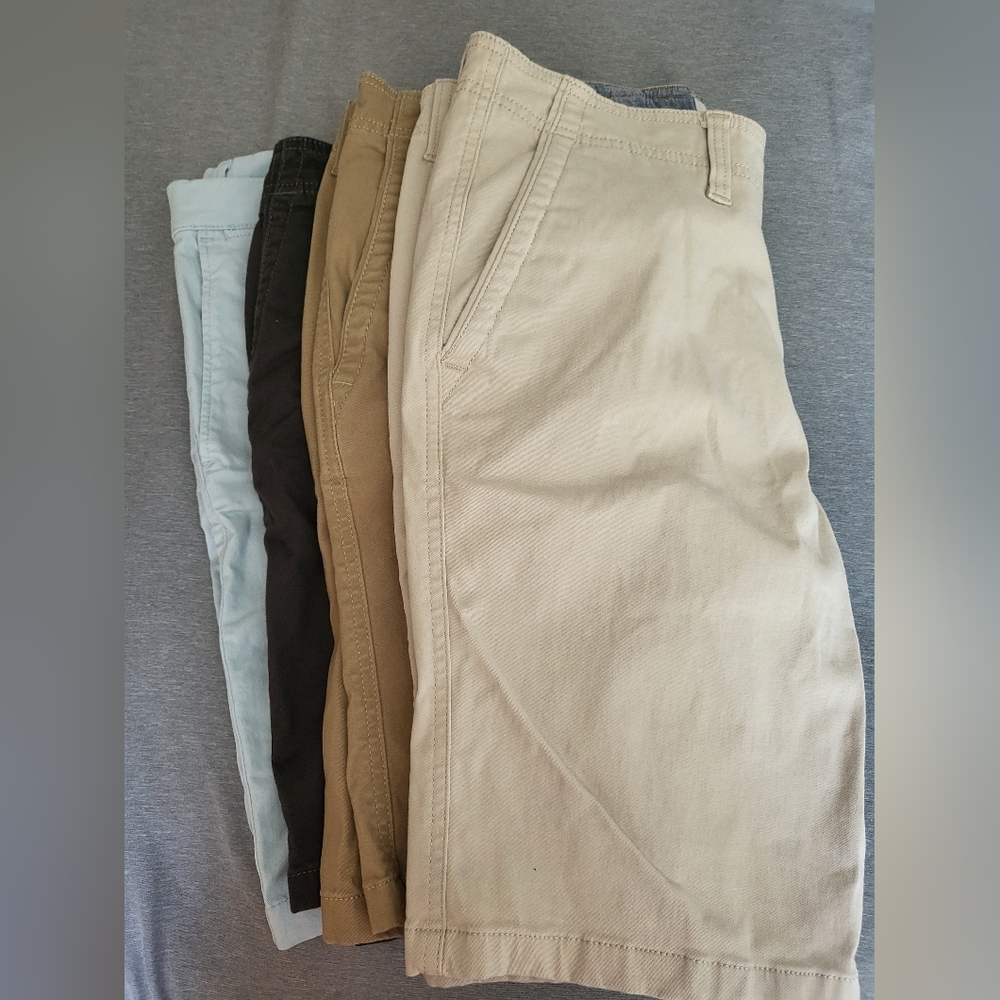 LOT of mens shorts (6 pairs)